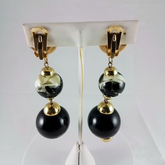 Vintage Black and White Made in Italy Runway Light Weight Acrylic Earrings - Picture 5 of 6